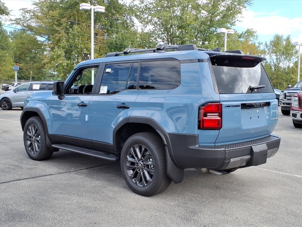 2025 Toyota Land Cruiser Base photo 15