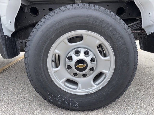 2025 Chevrolet Silverado 2500HD photo 4