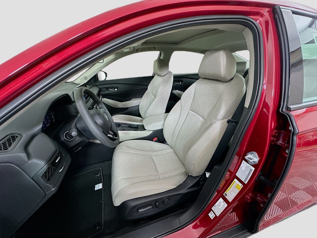 2025 Honda Accord SE photo 15