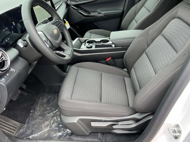2026 Chevrolet Equinox LT photo 13