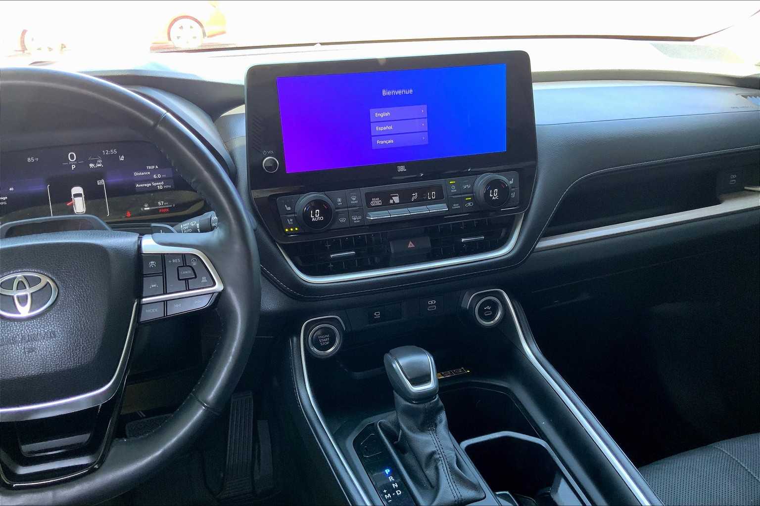 2024 Toyota Grand Highlander Platinum photo 6