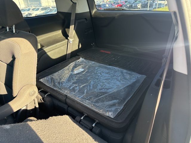 2020 Gmc Acadia SLE photo 6