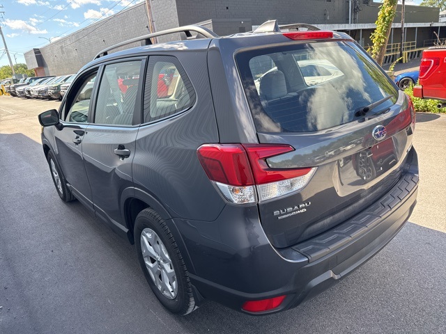 2022 Subaru Forester Base photo 11