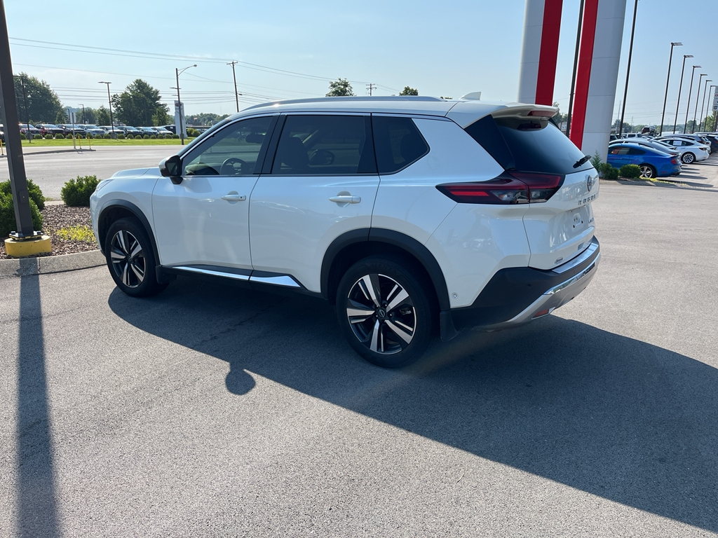 2023 Nissan Rogue Platinum photo 4