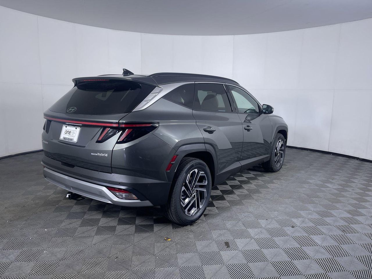 2026 Hyundai Tucson Hybrid Limited Sport photo 4