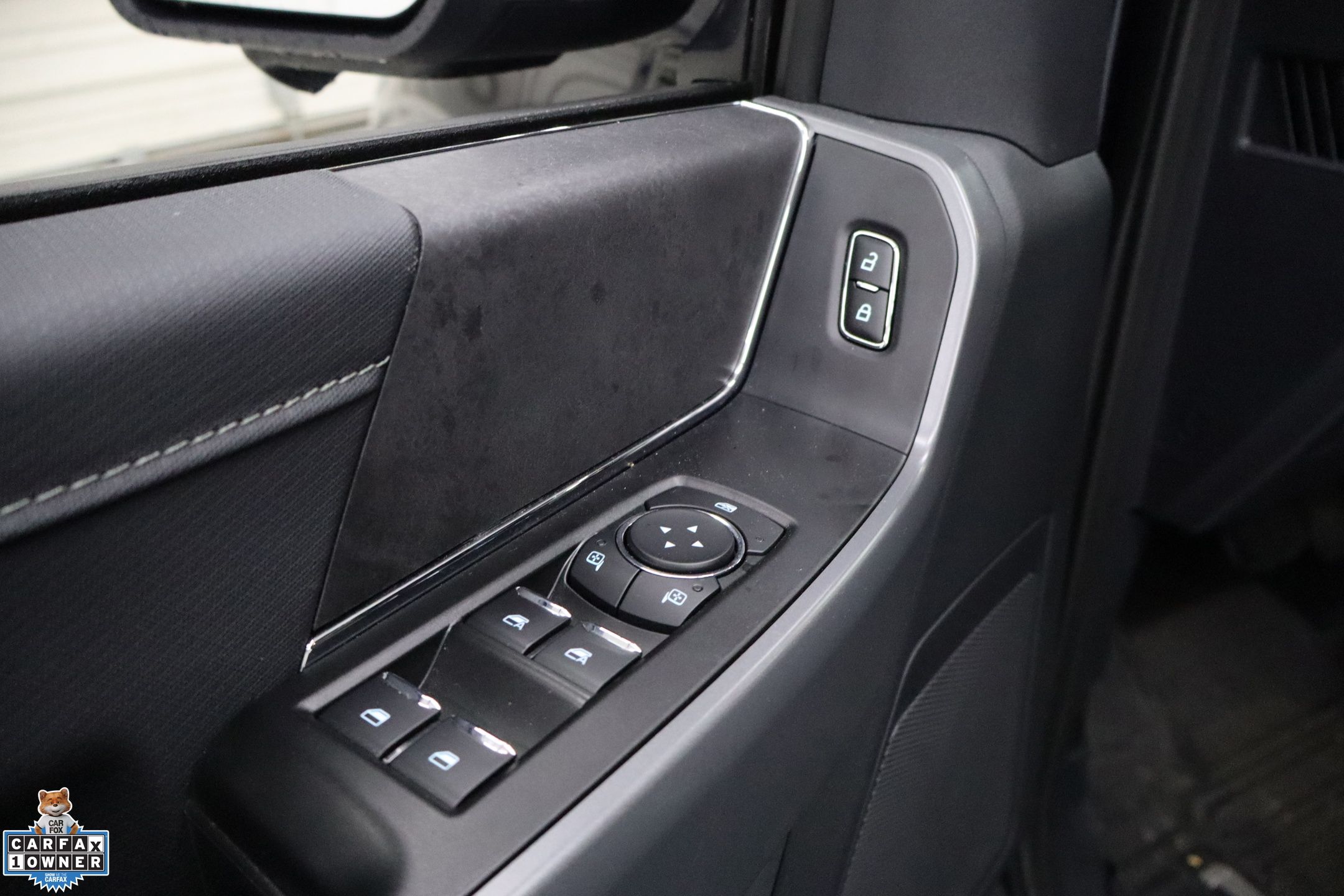 2025 Ford F-150 XLT photo 9