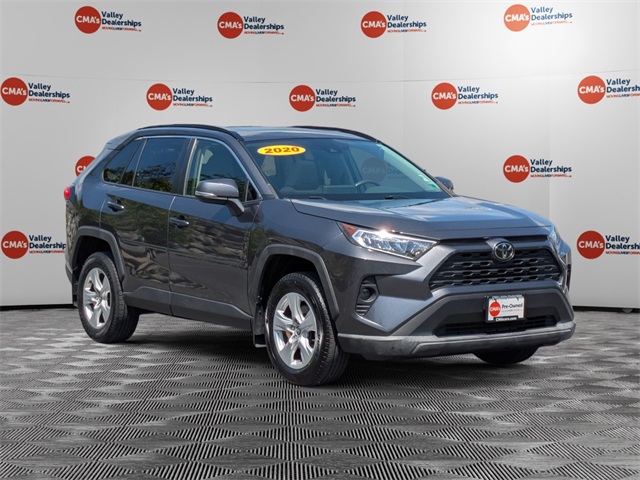 2020 Toyota RAV4 XLE photo 3