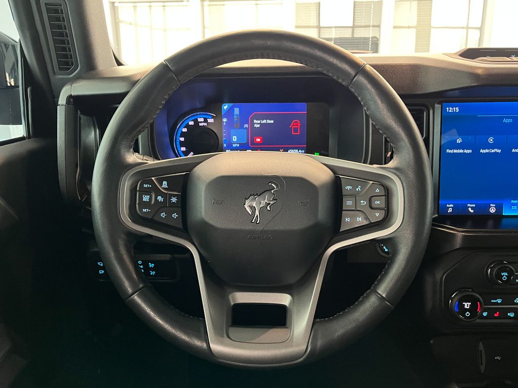 2021 Ford Bronco First Edition photo 17