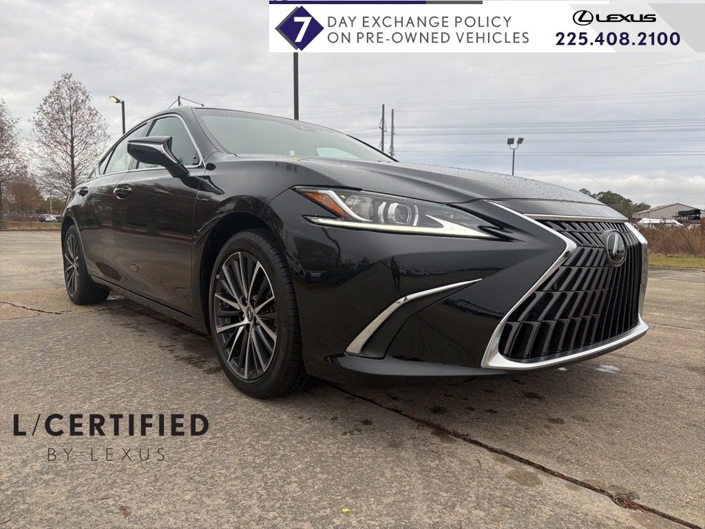 2025 Lexus ES 350's photo