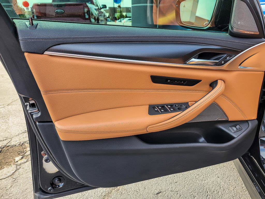 2021 BMW M550I - Image 24