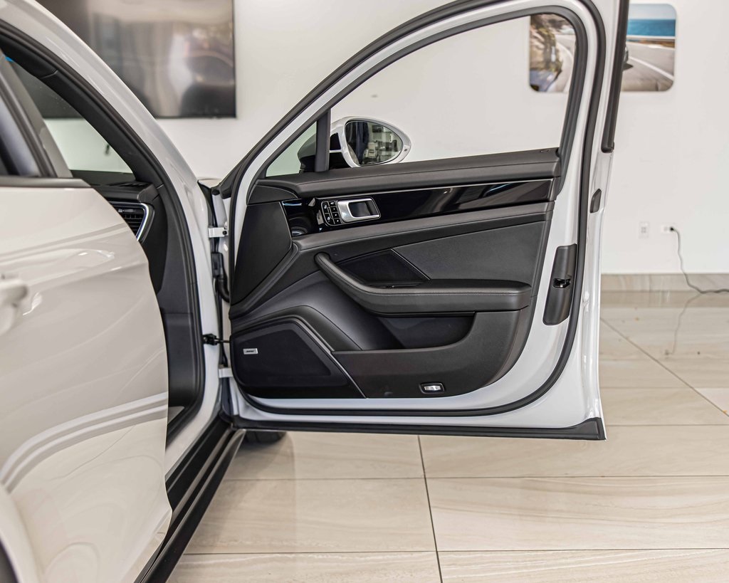 2019 PORSCHE PANAMERA - Image 43