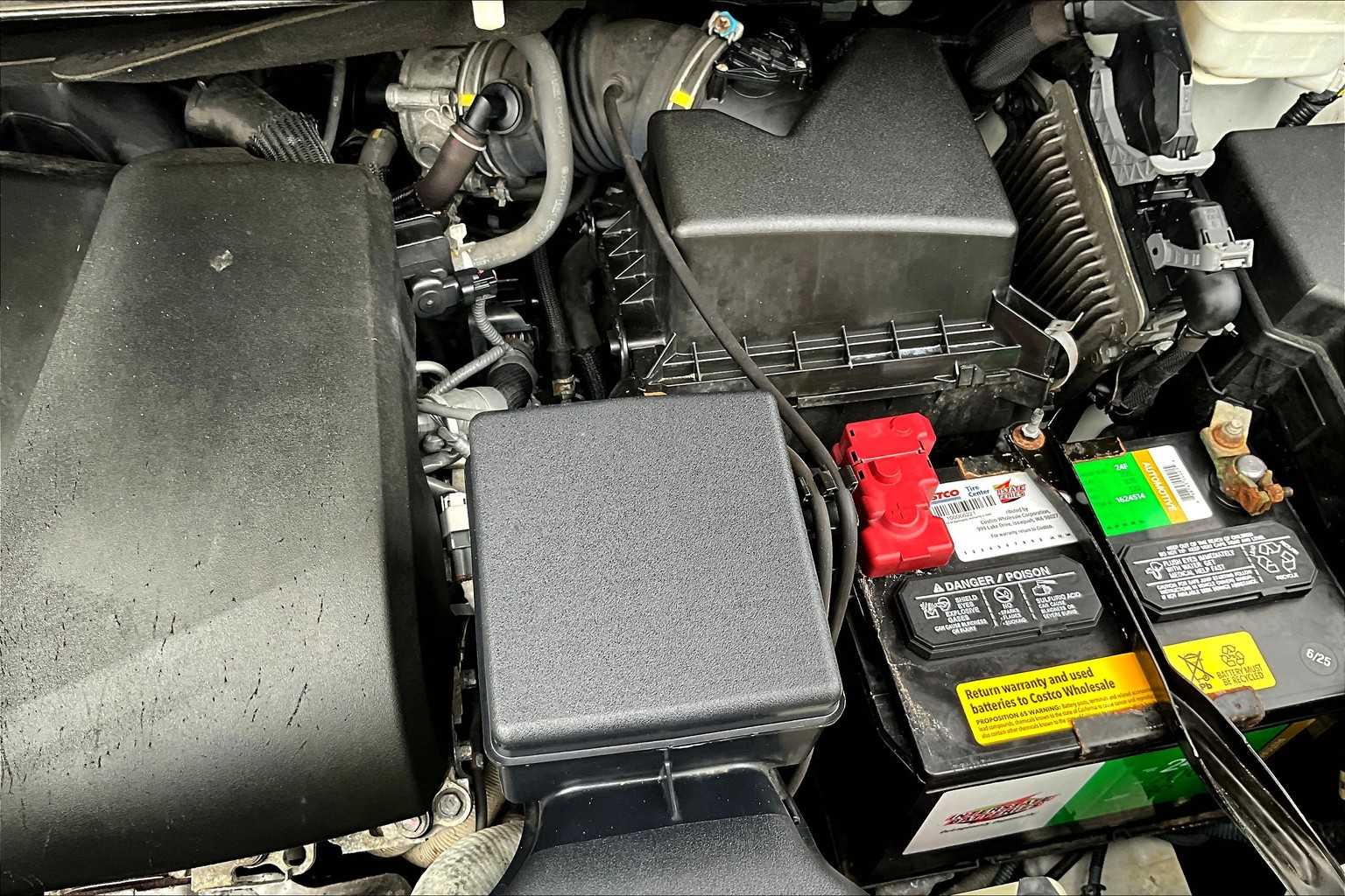 2020 Toyota Sienna XLE Premium photo 29