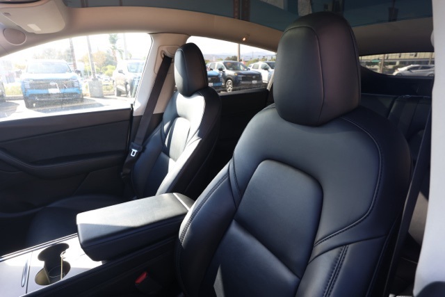 2022 Tesla Model Y Performance photo 13
