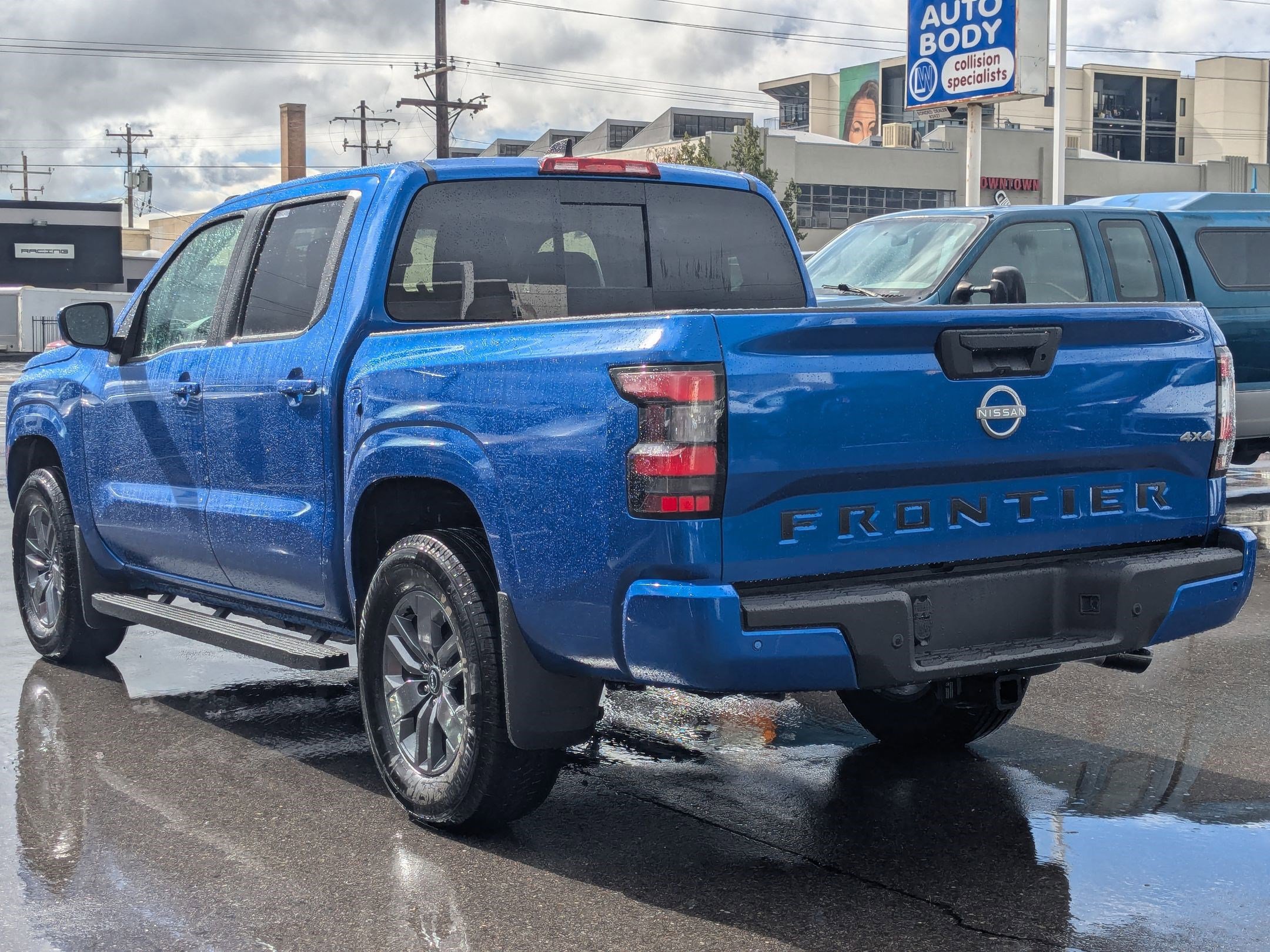 2026 Nissan Frontier SV photo 4