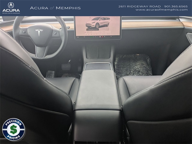 2024 Tesla Model Y Standard Range photo 20