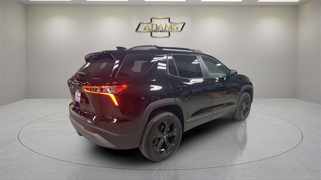 2026 Chevrolet Equinox LT photo 2