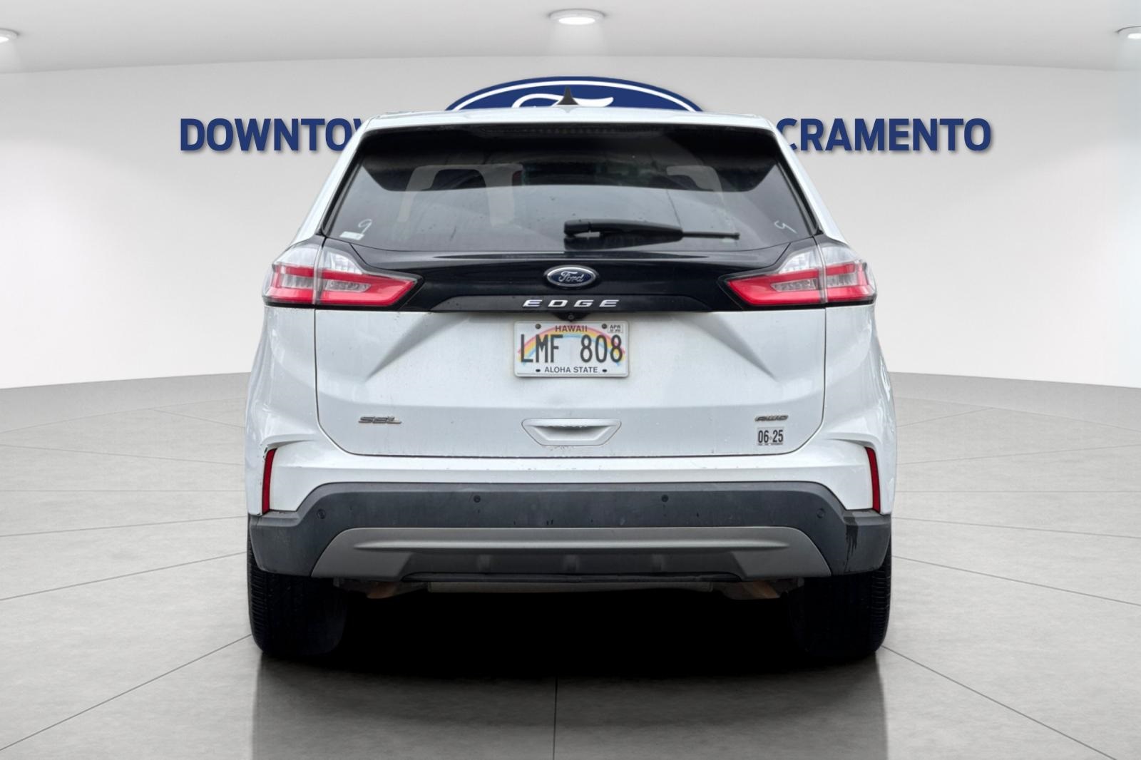 2022 Ford Edge SEL photo 7