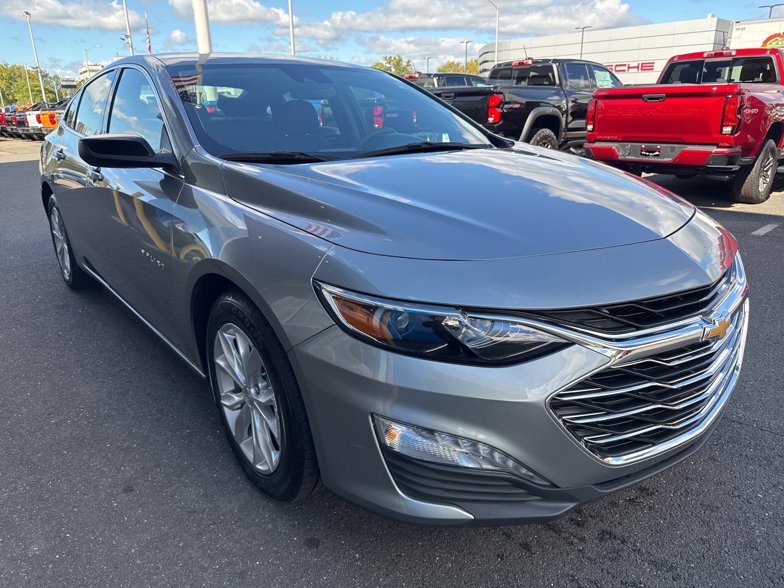 2024 Chevrolet Malibu 1LT photo 4