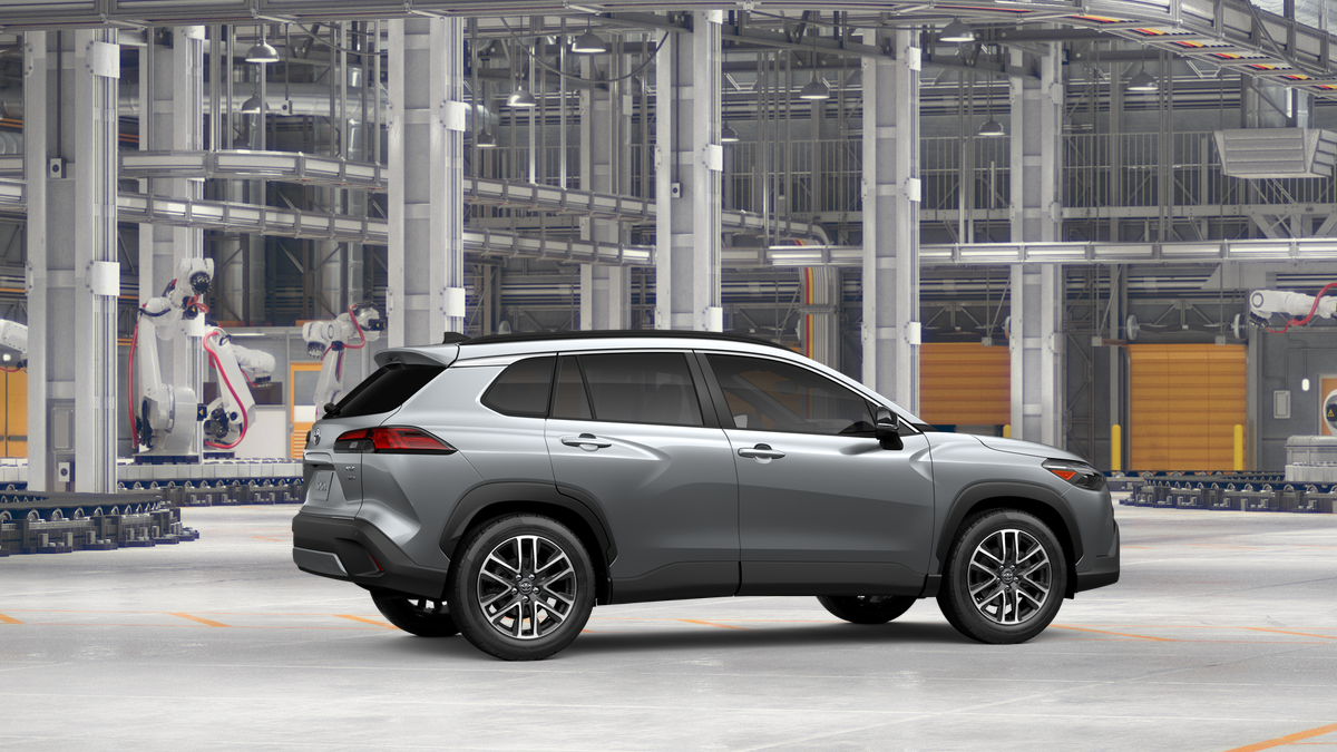 2026 Toyota Corolla Cross XLE photo 8