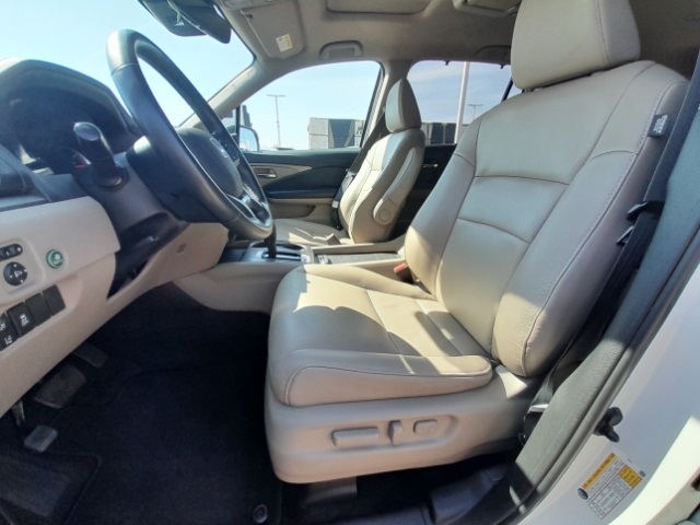 2020 Honda Pilot EX-L photo 40
