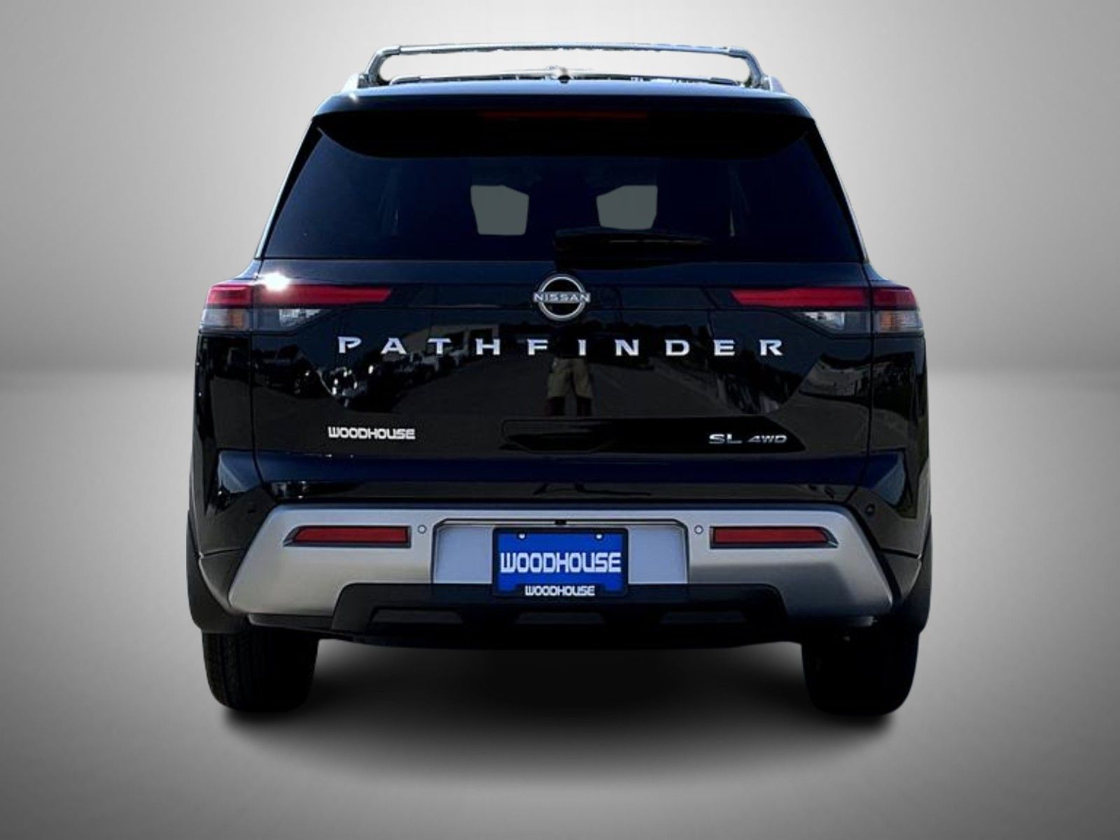 2025 Nissan Pathfinder SL photo 4