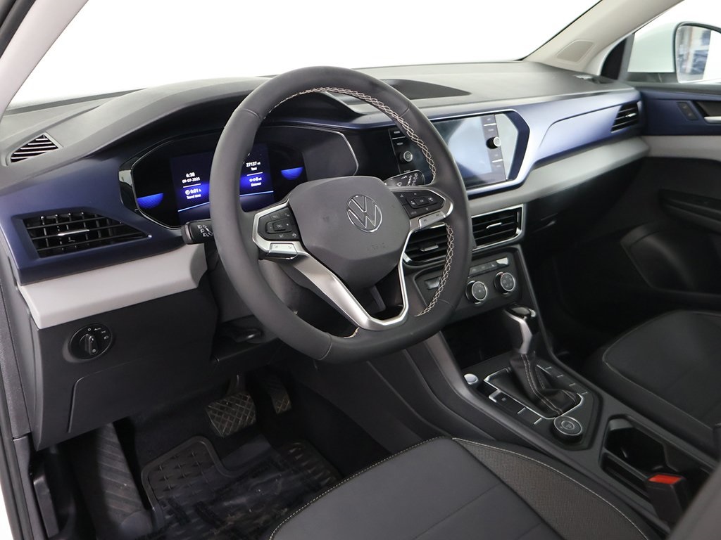 2022 Volkswagen Taos SE photo 18