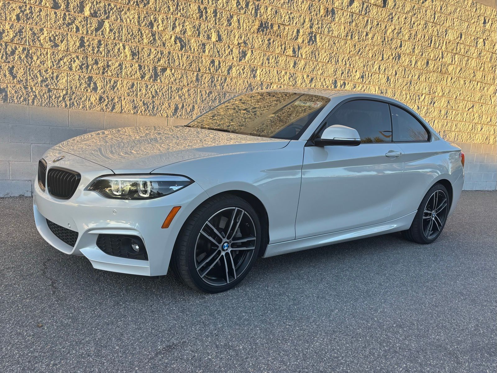 2021 BMW 2 Series 230i's photo