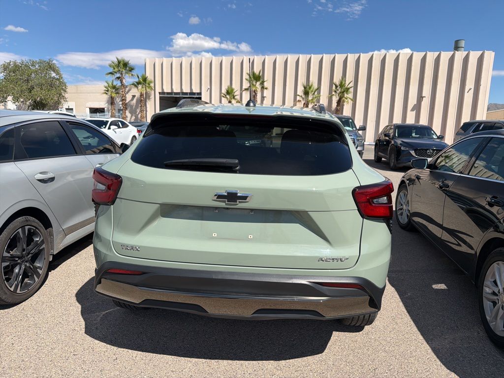 2024 Chevrolet Trax ACTIV photo 8
