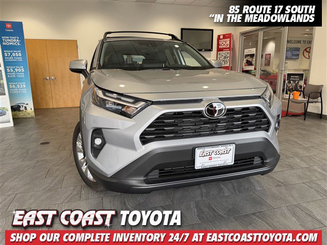 2025 Toyota RAV4 XLE Premium's photo