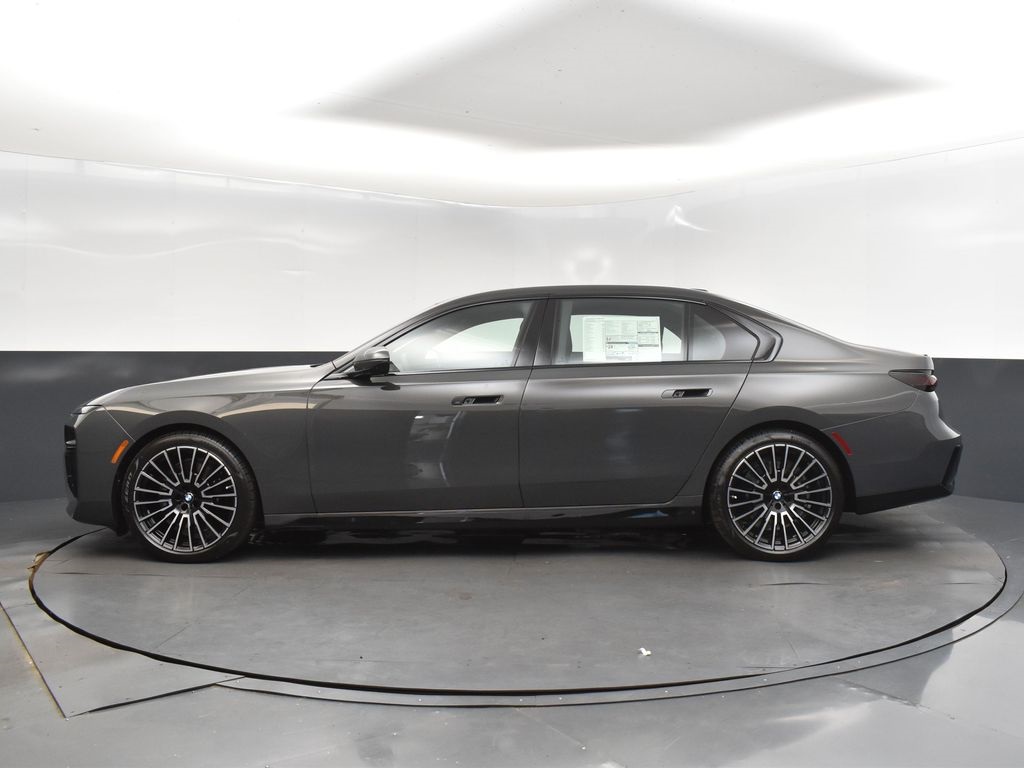 2026 Bmw 740i photo 4