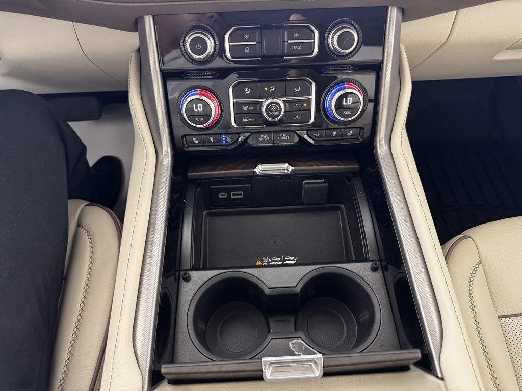 2024 Gmc Yukon XL Denali photo 11