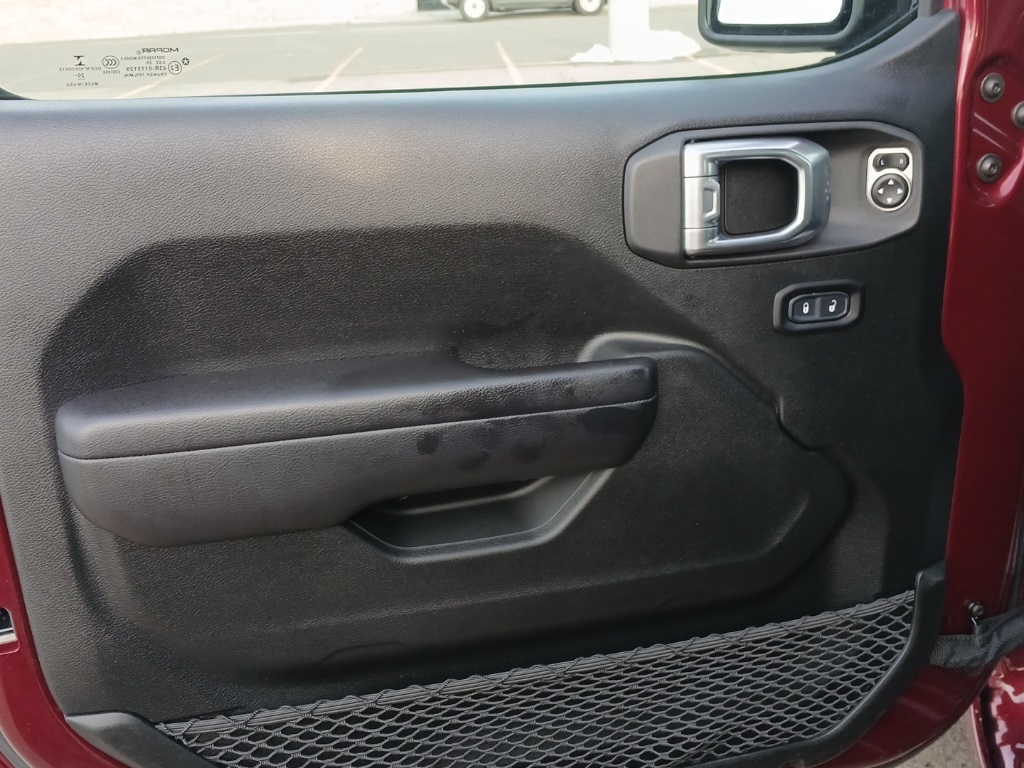 2021 Jeep Wrangler Sport S photo 21