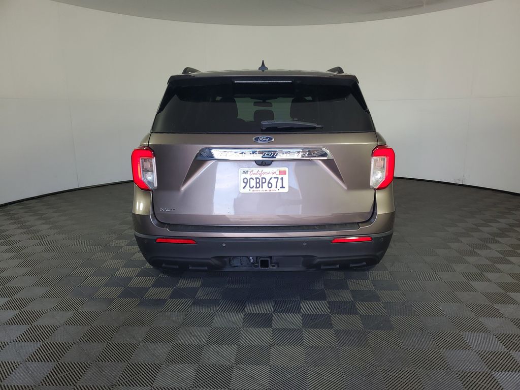 2021 Ford Explorer XLT photo 5