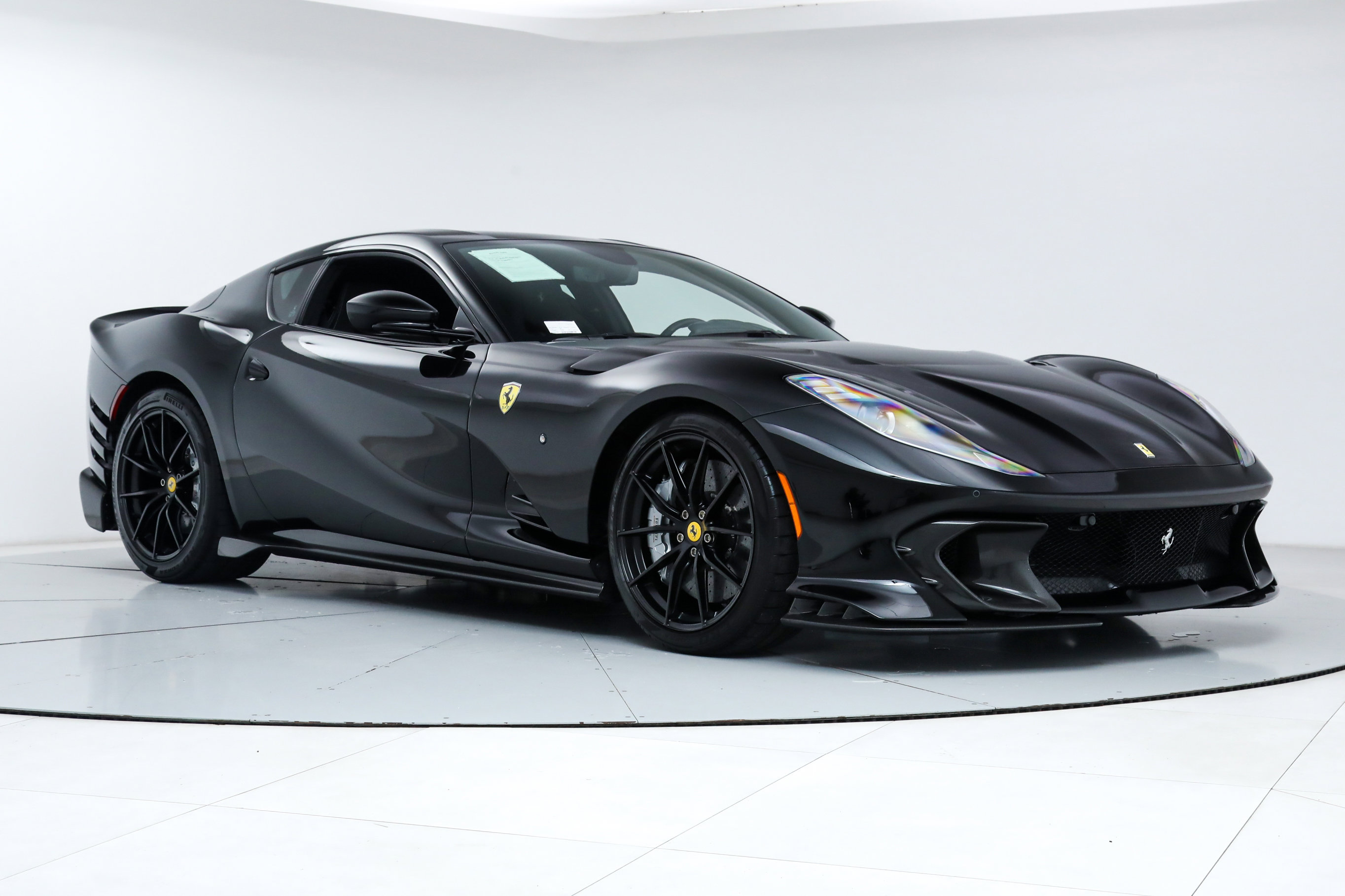 2024 Ferrari 812 Competizione photo 30