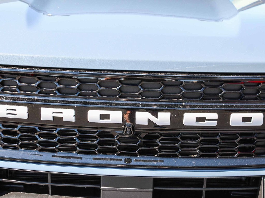 2025 Ford Bronco Sport Outer Banks photo 5