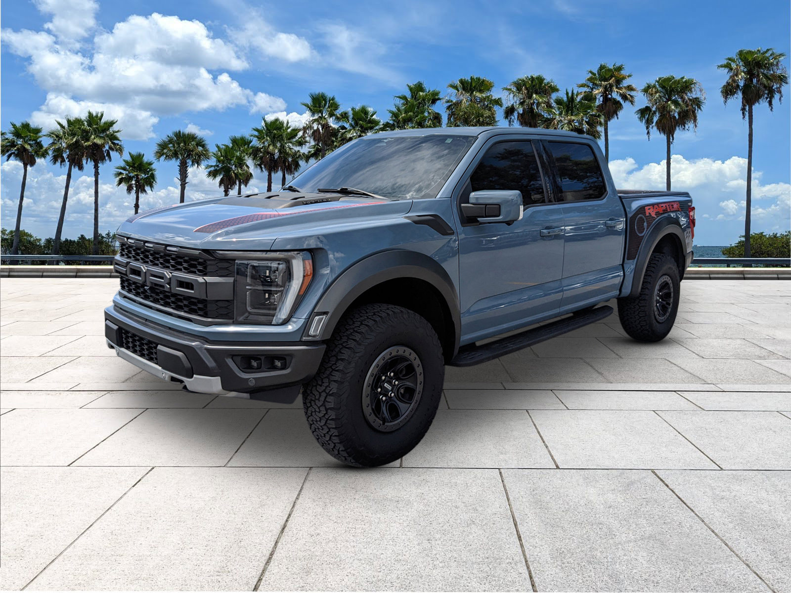 2023 Ford F-150 Raptor photo 4