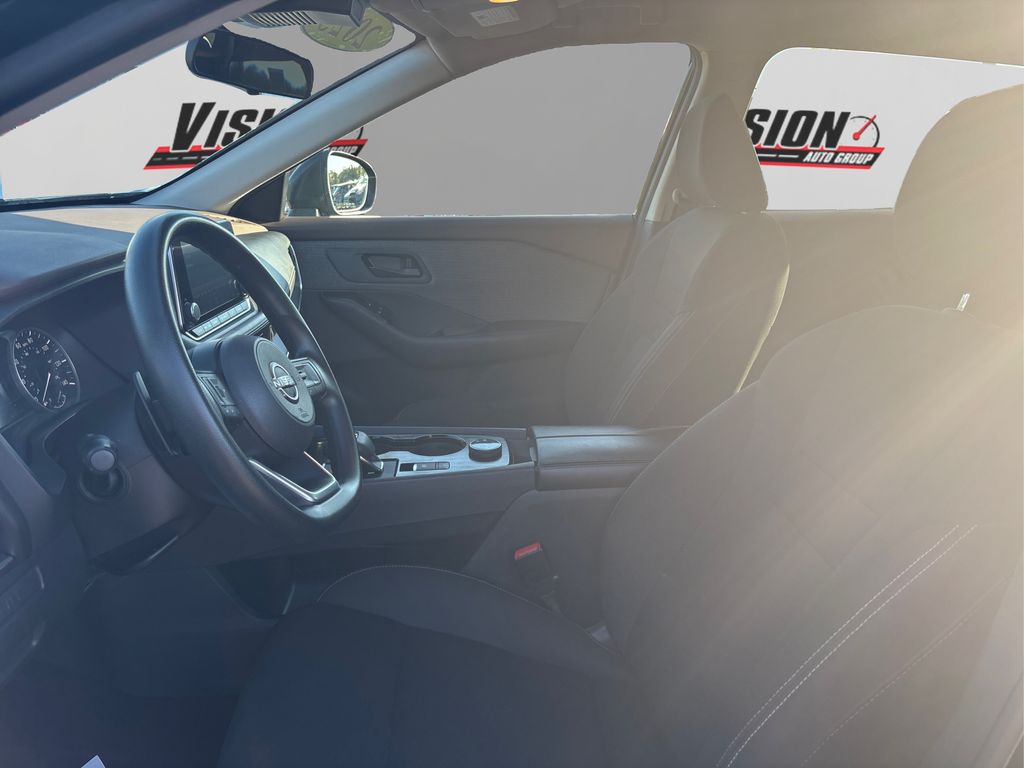 2023 Nissan Rogue S photo 9