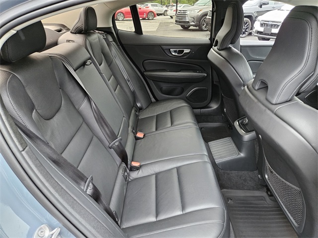 2023 Volvo S60 Recharge T8 Plus photo 11