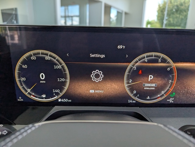 2026 Infiniti QX80 Sensory photo 9