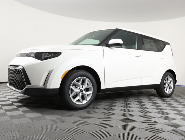 2025 Kia Soul S's photo