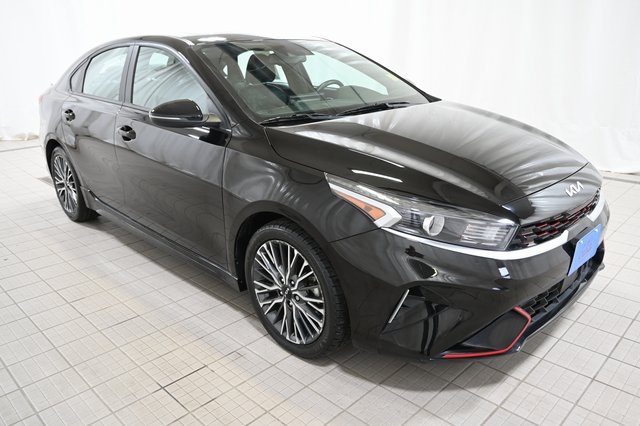 2023 Kia Forte GT-Line photo 14