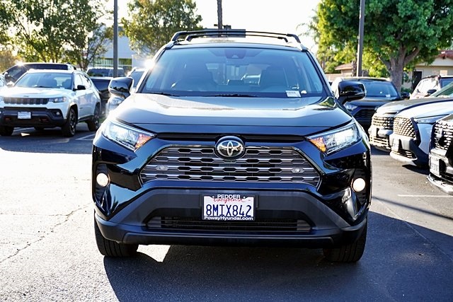 2019 Toyota RAV4 Limited photo 3