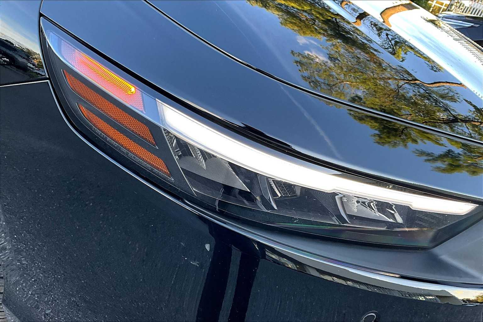 2024 Honda Accord Hybrid Touring photo 25