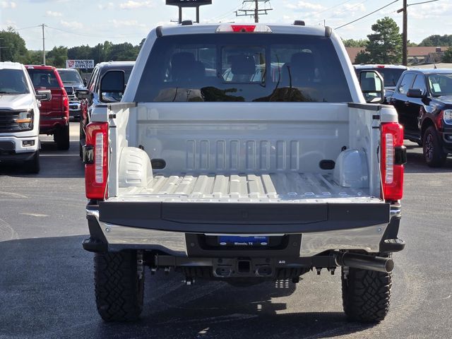 2026 Ford F-250 Lariat photo 8