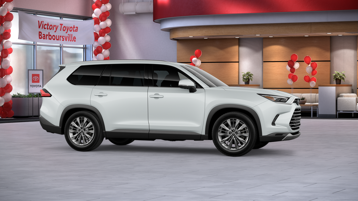 2026 Toyota Grand Highlander Platinum AWD photo 11