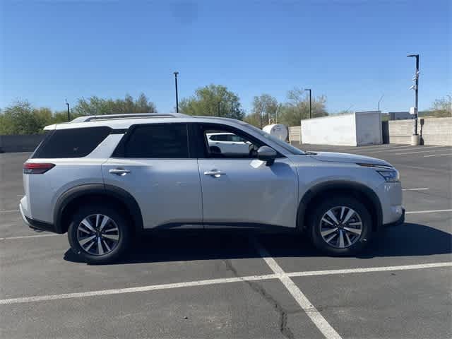 2025 Nissan Pathfinder SL photo 6