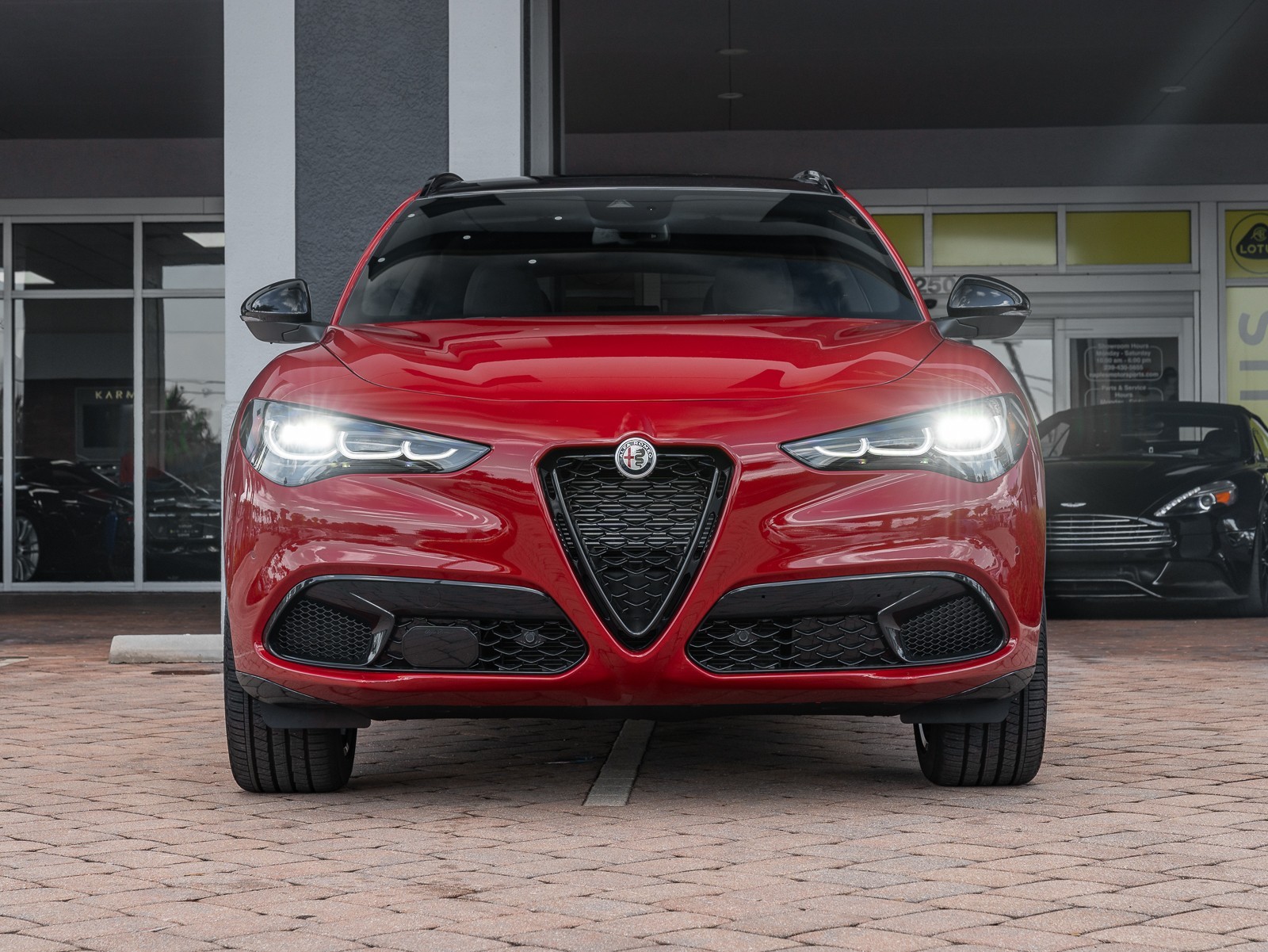 2024 Alfa Romeo Stelvio photo 33