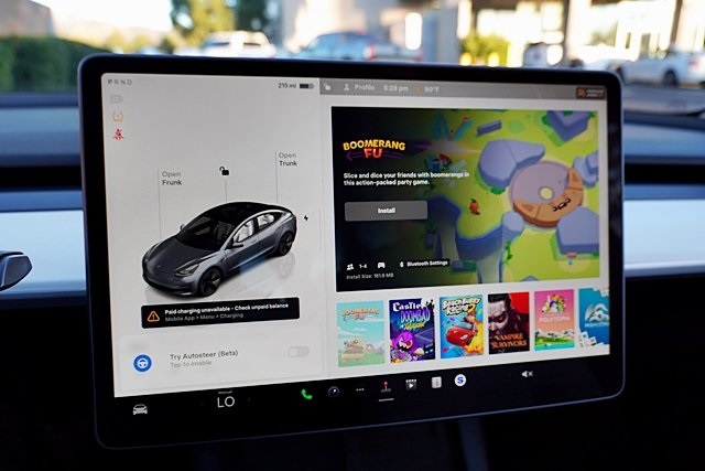 Used 2023  Tesla Long Range image 30