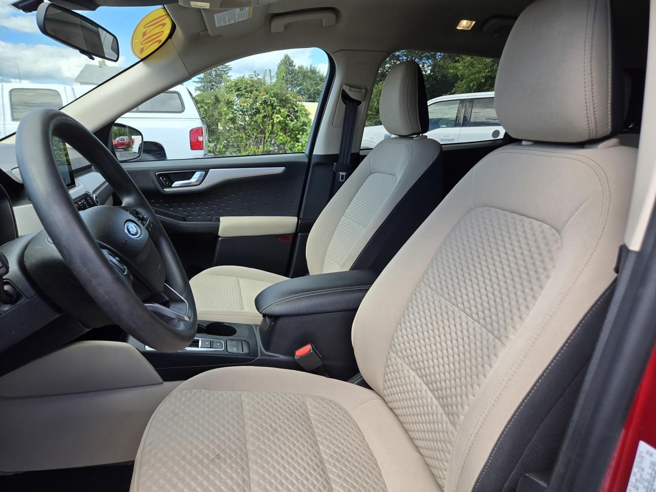2020 Ford Escape SE photo 22