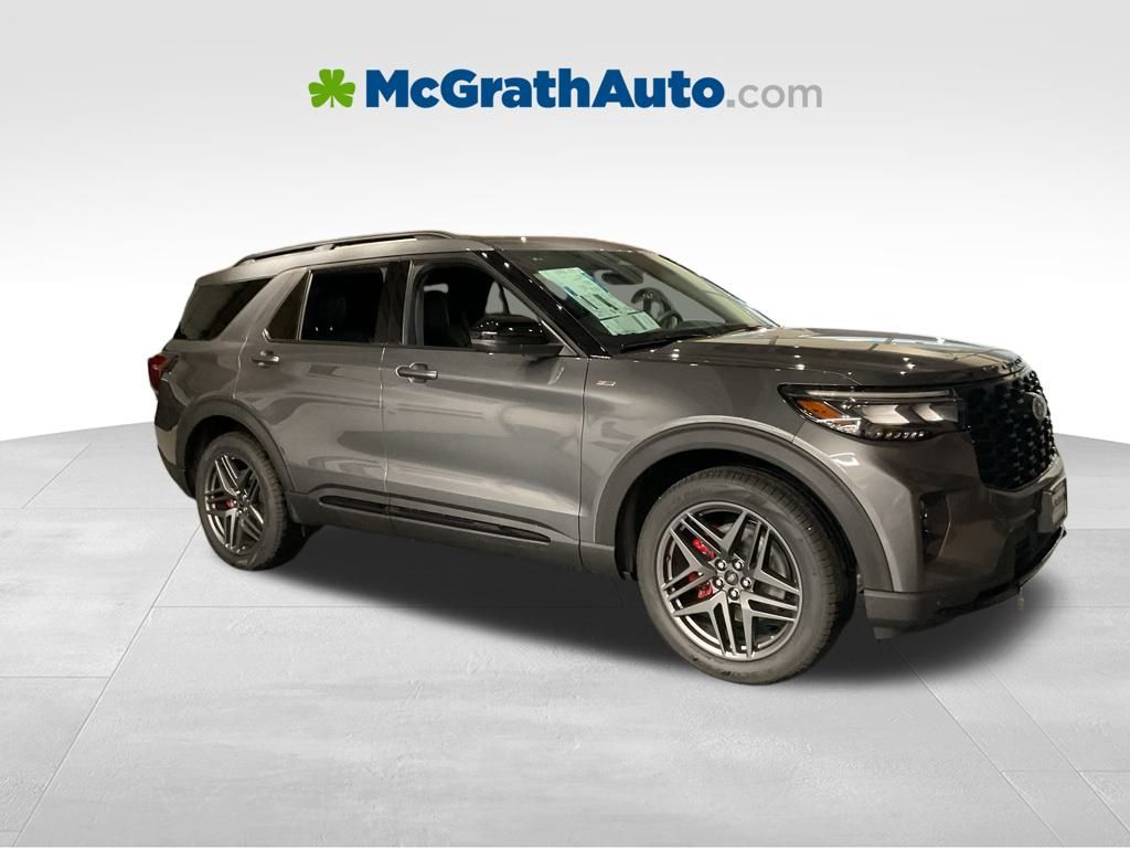 2026 Ford Explorer ST-LINE's photo